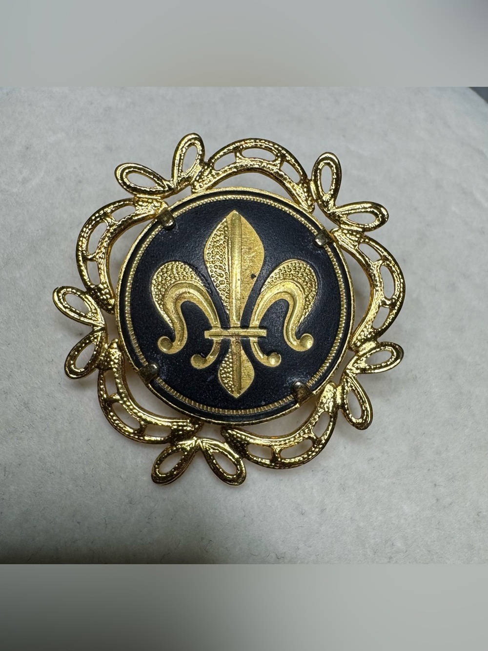 Vintage Damascene Gold and Black Fleur-de-Lis Brooch